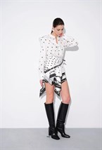 Платье С Акцентными Плечами - фото 110767