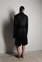 Жакет укороченый со стразами - фото 117208