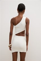 Платье с разрезом на талии - фото 118991