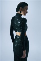 Укороченный топ с пайетками - фото 119762