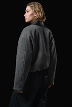 Бомбер с кожаным воротником - фото 120385