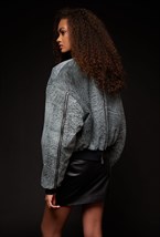 Анималистичный кожаный бомбер - фото 120660