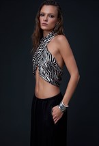 Халтер-топ зебра со съемным кожаным ремнем - фото 120697