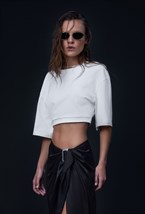 Укороченная футболка из пайеток - фото 120877