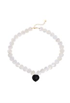 Choker with pearl beads in the shape of a heart, with a Heart pendant Gold - фото 122421