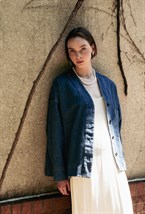 Necklace made of white shell stone - фото 122716