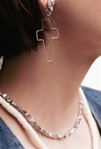 Earrings in the form of a volumetric drop - фото 123217