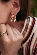 Earrings with a seam of crumpled metal - фото 123219