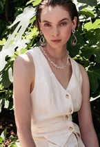 Earrings with a dancing circles pendant Gold - фото 123243