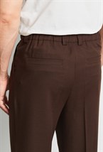 Брюки - с защипами и манжетами - фото 126340