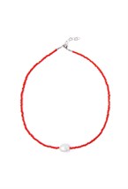 чокер из красного бисера с барочной жемчужиной - фото 128438