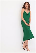 Зеленое шелковое платье - фото 128922