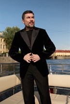 Бархатный смокинг - фото 129435