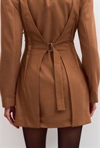 Платье-пиджак Bruna caramel - фото 129672