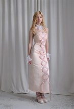 Платье с акцентной шнуровкой - фото 130023