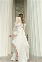 платье со шлейфом - фото 130257