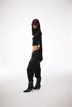 кроп-топ I KNOW EVERYTHING - фото 131705