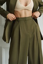 Брюки широкого кроя с высокой посадкой - фото 132326