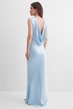 Голубое платье с открытой спиной и драпировкой - фото 136988
