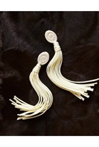 Серьги из рога с кистью - фото 142779