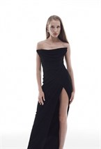Вечернее платье с драпировкой из трикотажа - фото 156726
