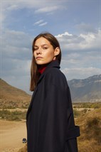 Пальто с поясом - фото 40027