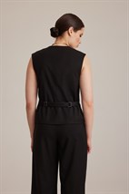 Жилет из итальянской ткани - фото 48023