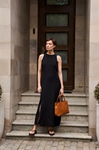 Платье из итальянской вискозной ткани - фото 48186 Платье из итальянской вискозной ткани - фото 48186