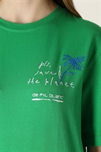 Футболка "Краснокнижные" с вышивкой "Василек русский" - фото 49111