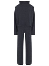 Костюм трикотажный с брюками - фото 50440