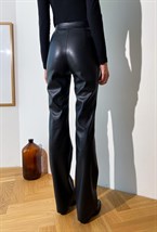 Брюки прямые из итальянской эко-кожи - фото 50542