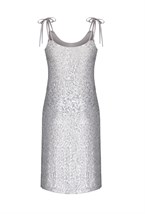 Платье из серебряных пайеток с шелковыми завязками - фото 50686