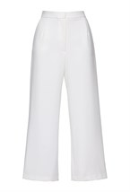 Костюм с укороченными брюками - фото 58941