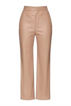 Костюм из эко-кожи с укороченными брюками - фото 58961