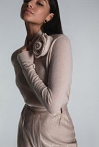 ДЖЕМПЕР С РОЗОЙ - фото 60982