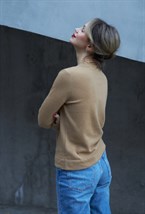 Свитер с круглым воротом - фото 61434