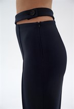 Брюки с вырезом - фото 63329