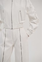 Жакет-бомбер укороченный из белой джинсы - фото 63388