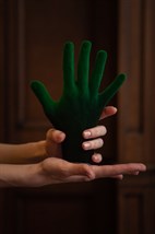 Объект "Рука художницы", правая - фото 68082