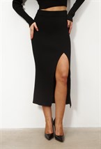 Костюм топ и юбка с разрезом - фото 70096