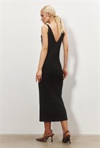 Платье вязаное на бретелях - фото 70103