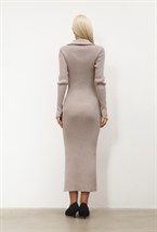 Платье вязаное с разрезом - фото 70122