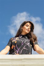 Блузка с короткими рукавами из вискозы с цветочным принтом - фото 71483