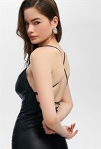 Платье из экокожи - фото 72985