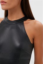 Топ из эко-кожи - фото 73317