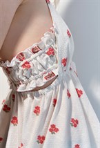 Топ-майка в красный цветочек - фото 74037