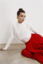 Лонгслив с драпировками - фото 82877