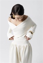 Джемпер с перекрутом - фото 83086