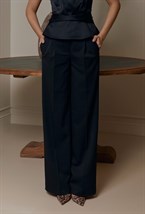 Брюки со складкой - фото 83277