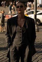 Брюки модельного кроя из тонкой шерсти - фото 84196